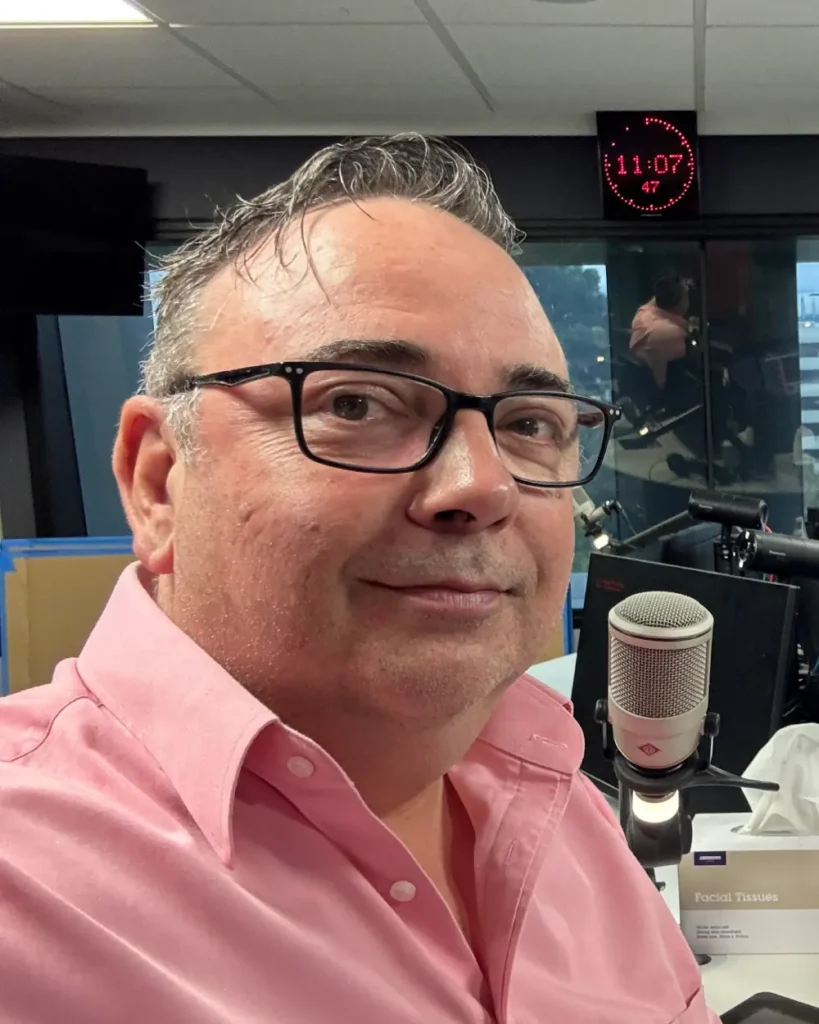 Steve Davis on radio at FIVEaa